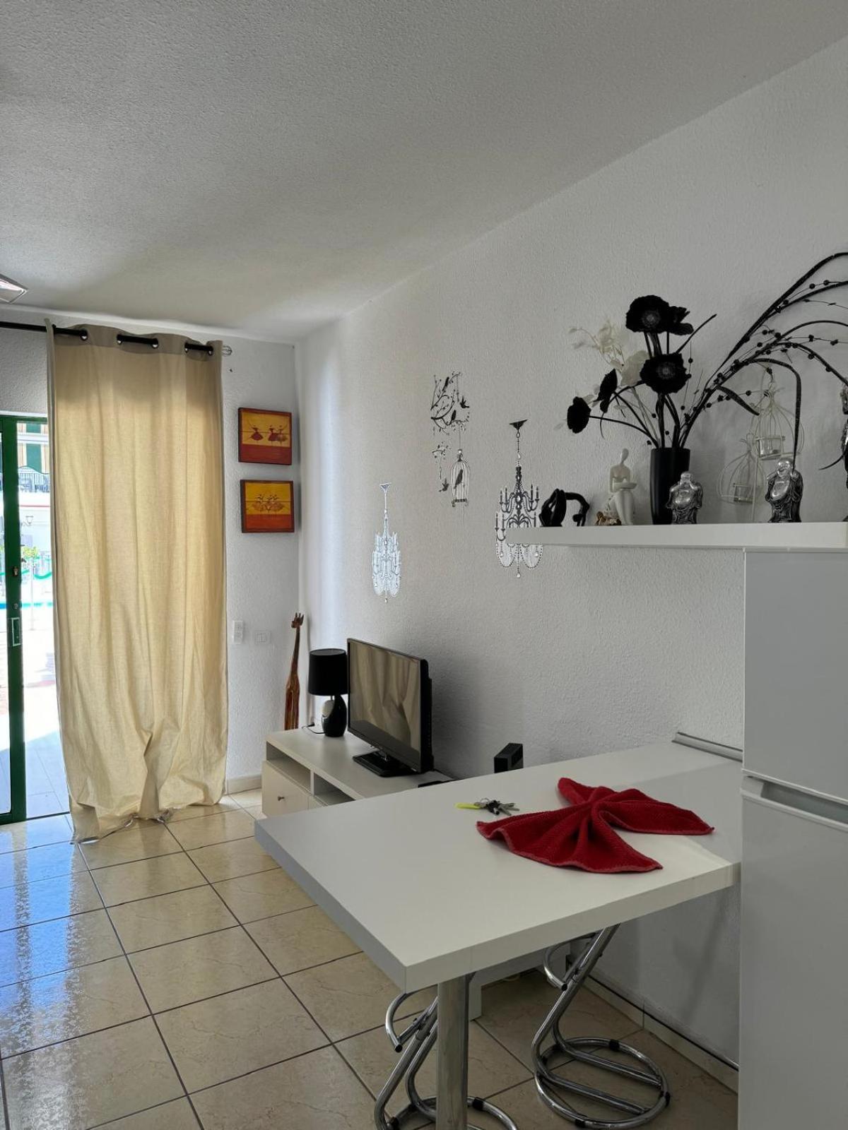 El Sol Chipeque, Los Cristianos Estudio Kültér fotó